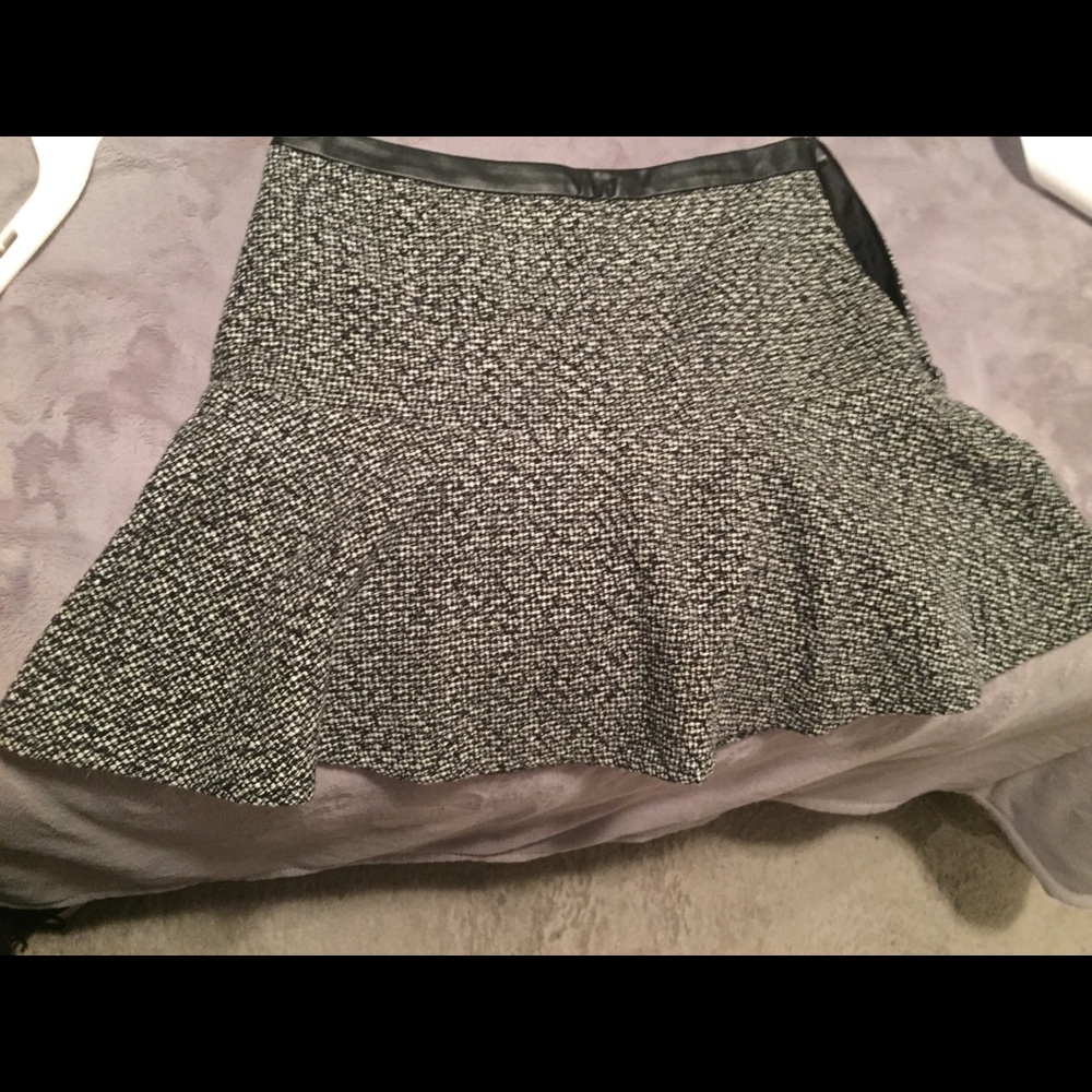 Skirt - Picture 5 of 5